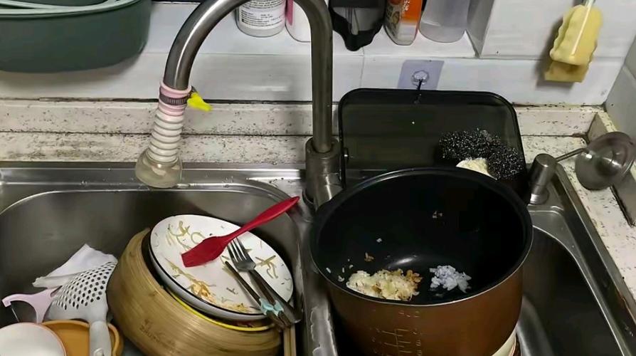 one刷完的碗