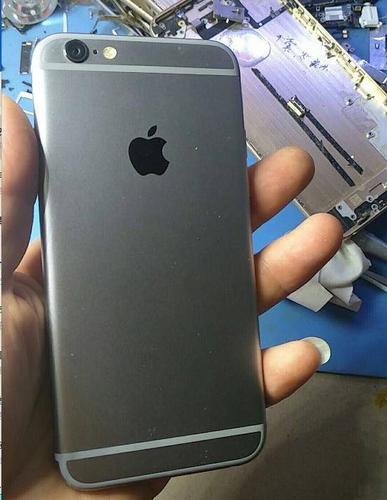手机背面斑点怎么去除