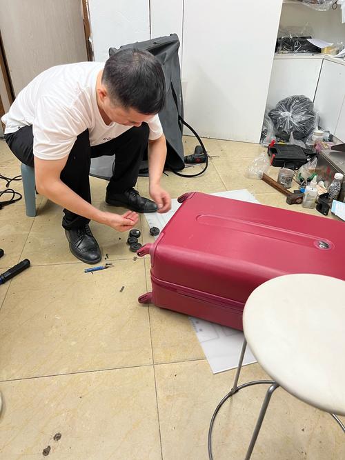 行李箱维修去哪里维修