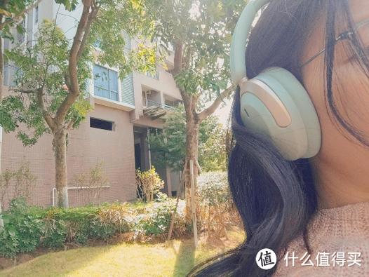 蓝牙耳机插线会耗电吗