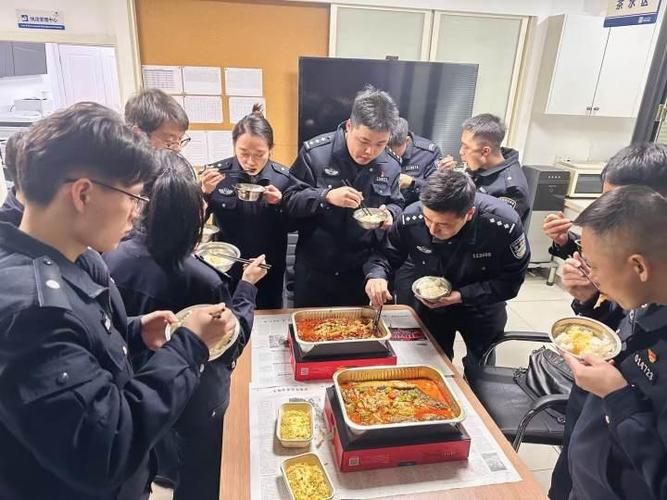 警察出警图片