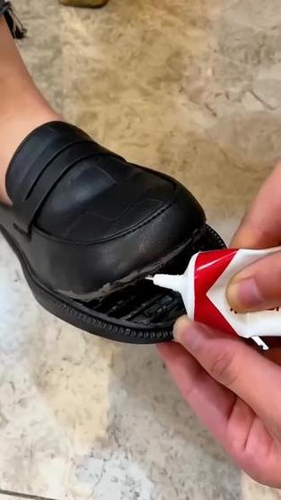 路边补鞋师傅都用什么胶水