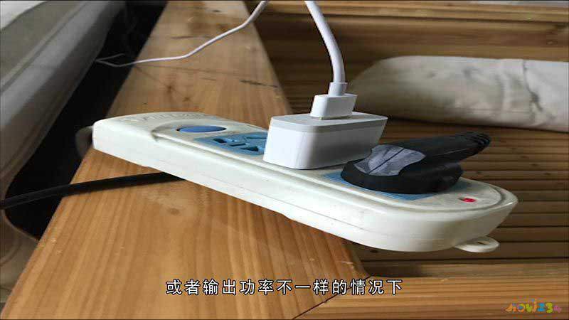 家里插座滋啦滋啦响