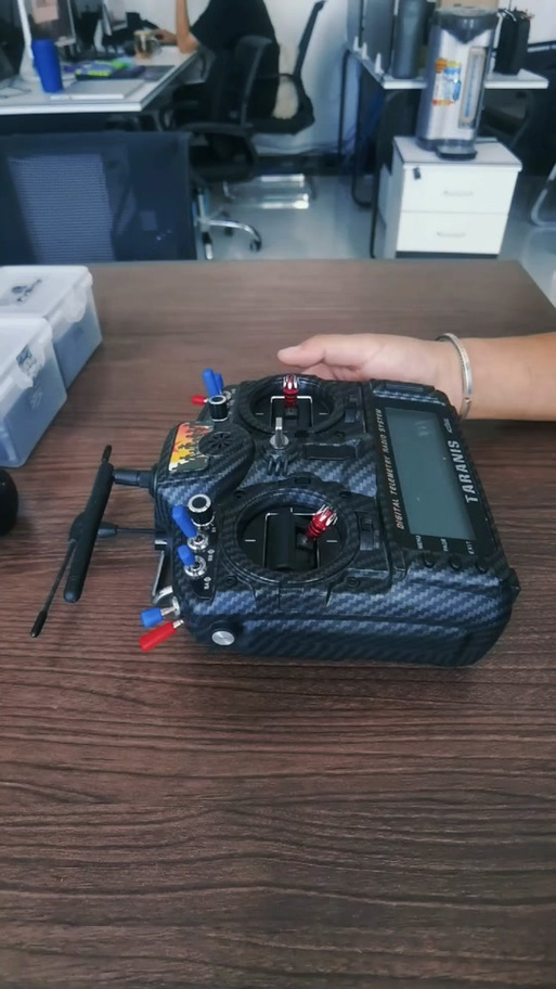霍尔摇杆和普通摇杆的区别截图3