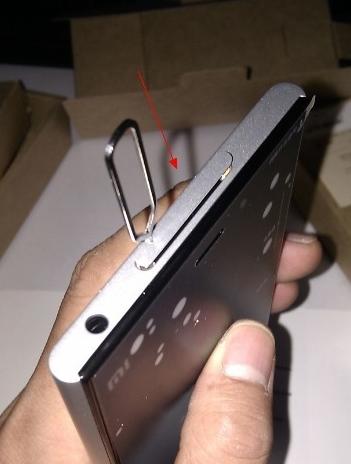小米3内存卡怎么取出