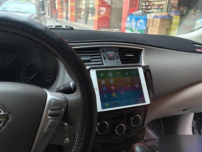 可以把ipad改成车载屏幕吗