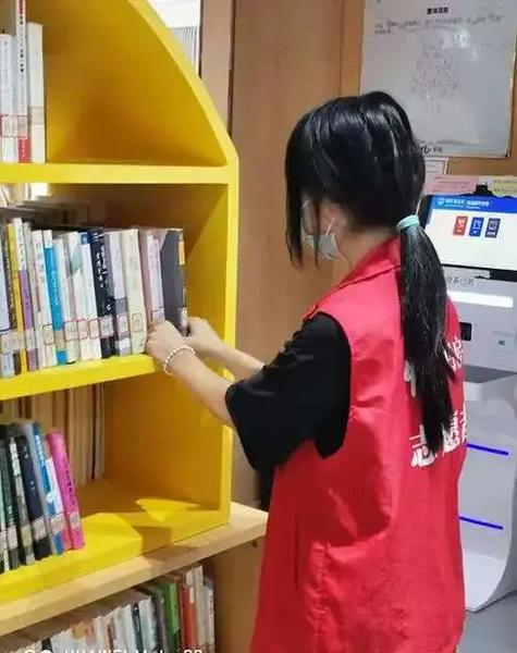 村民怎么变图书管理员