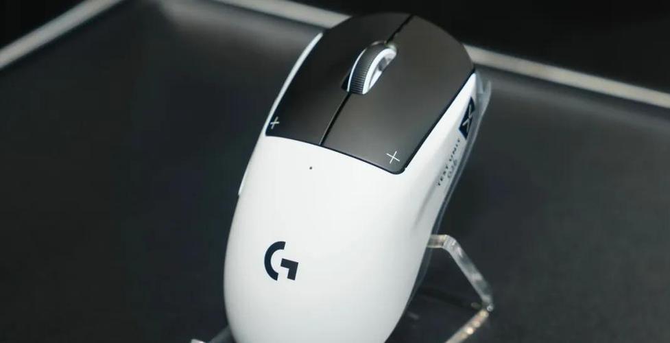 罗技 gpw