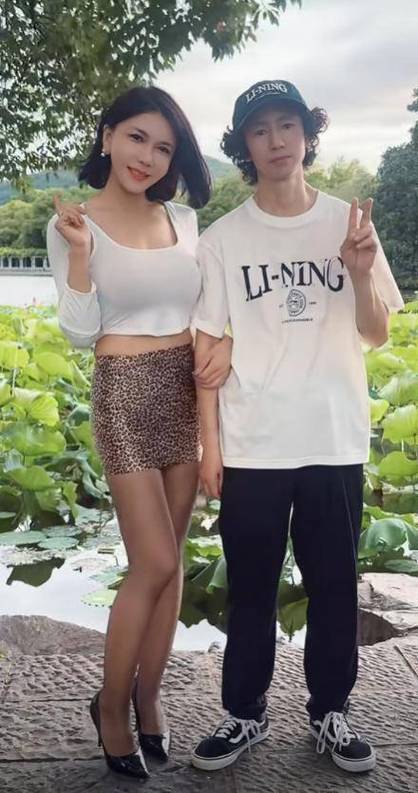 庞麦郎和龚玥菲是什么关系