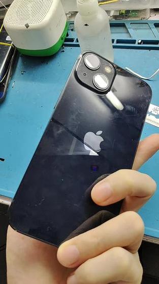 手机鼓起来会爆炸吗