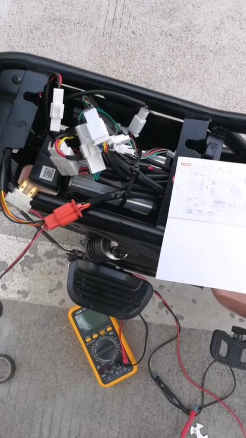 电动车防盗定位器怎么在手机上用