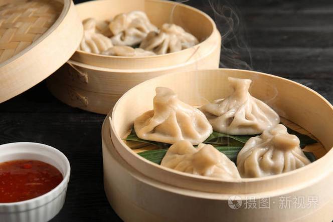 包子和饺子的视频截图3