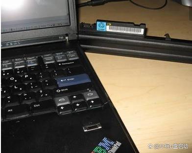 电脑不用需要一直充电吗
