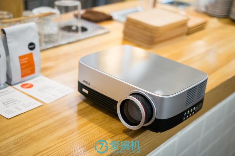 坚果投影仪 本地视频