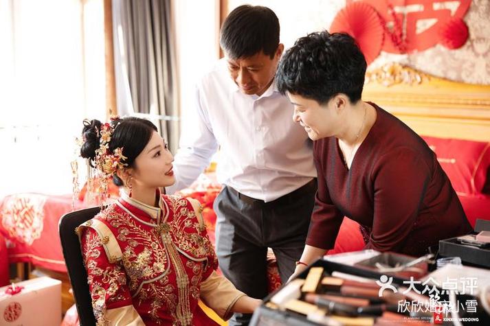 婚庆加四大金刚五万贵吗
