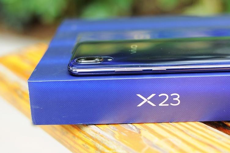 x23换外屏玻璃多少钱