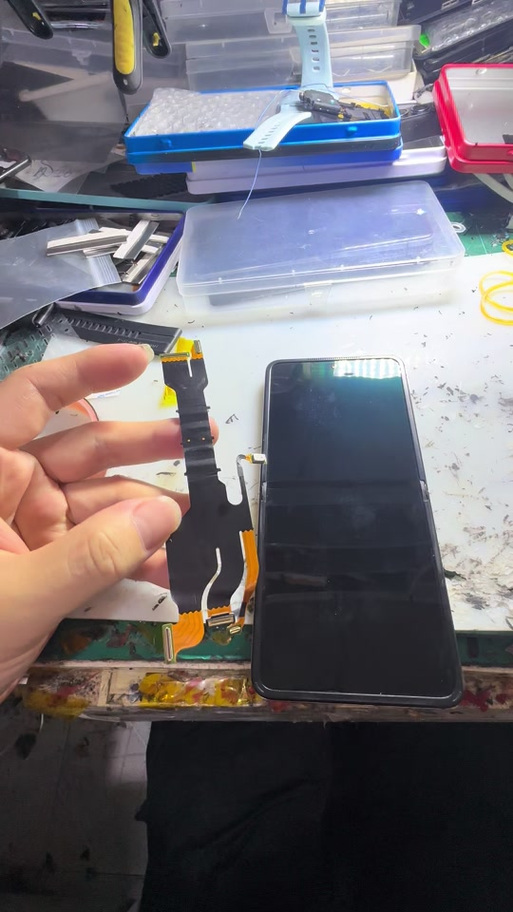 手机排线坏了自己咋修