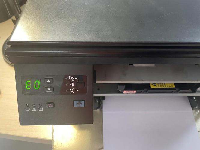 惠普m1136卡纸