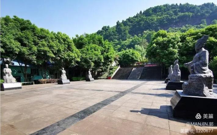 达州凤凰山打造公园