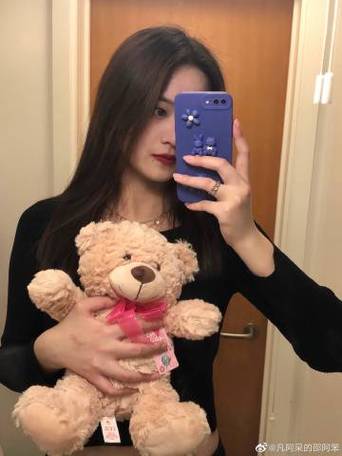 女人佩戴阿呆的意义
