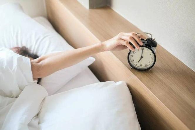 每天7点多就自然醒了