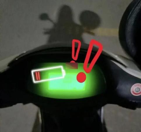 电动车电瓶充不进去电亮绿灯