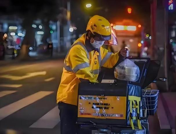 凌晨接单的骑手是人吗