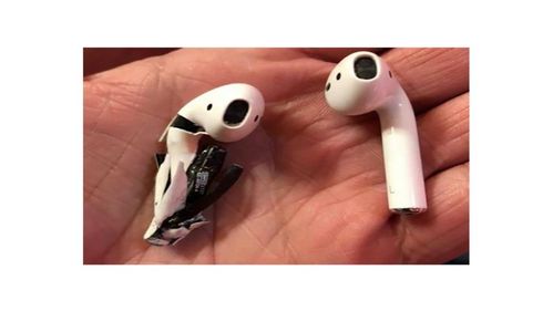 廉价的蓝牙耳机爆炸