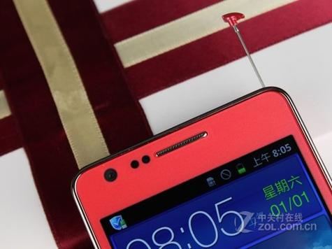 为什么手机听筒上面有红色点