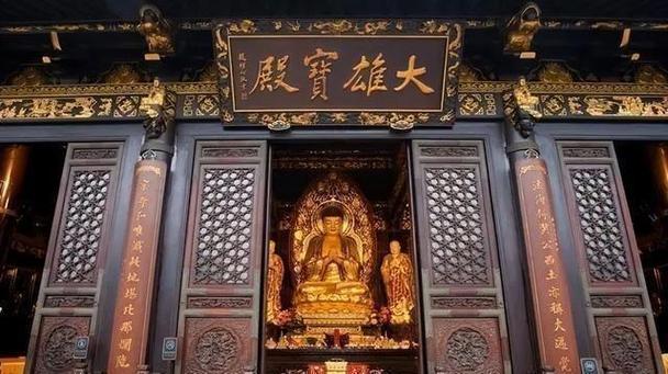 大雄宝殿的大雄二字是指什么