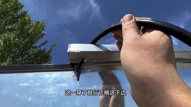 60v电三轮加装太阳能板