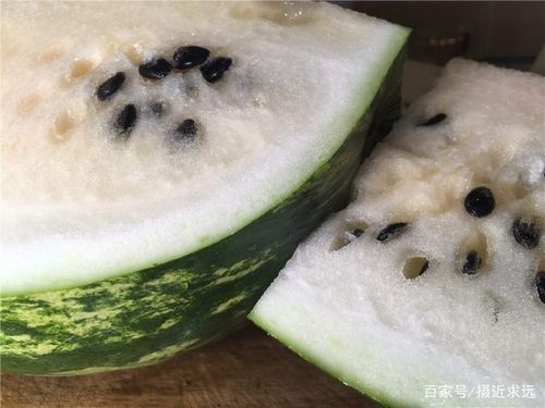 白色肉黑子的水果截图2