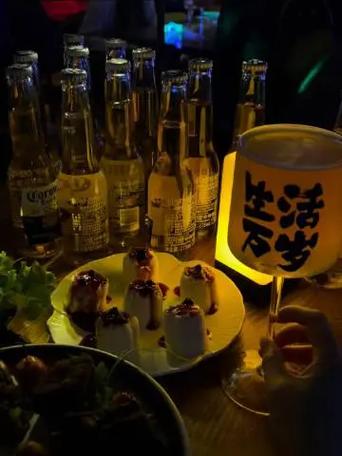 男生喝了酒会对喜欢的女生更冲动吗