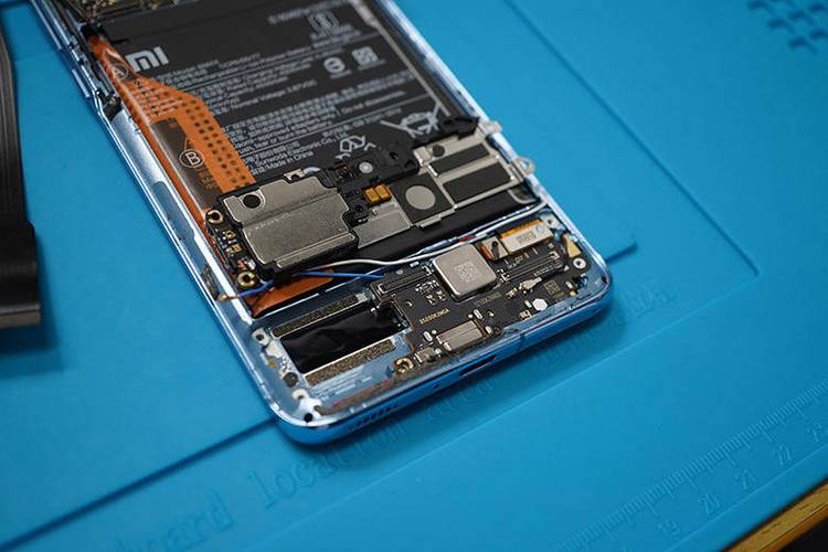 小米11 Pro拆解教程