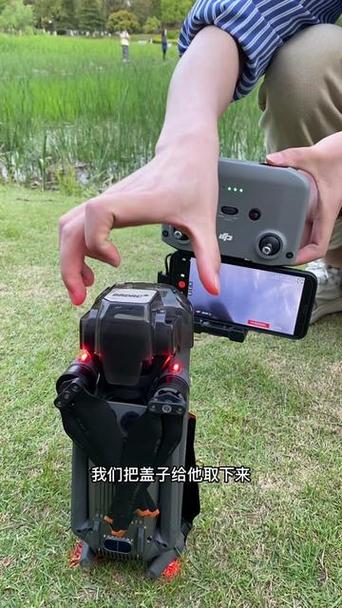 大疆怎么转摄像头