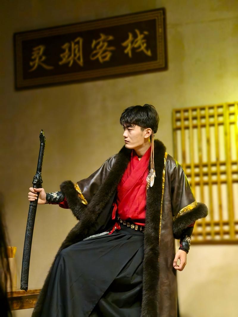 穿越盗墓绑定说书人张尘