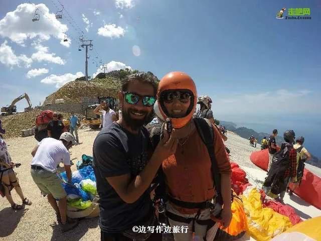 国外边打工边旅游的叫什么