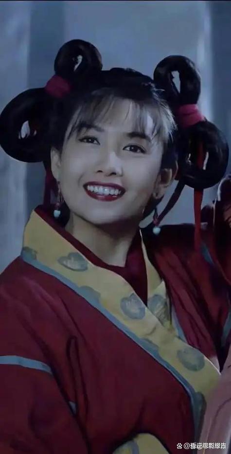 演过小昭的女演员