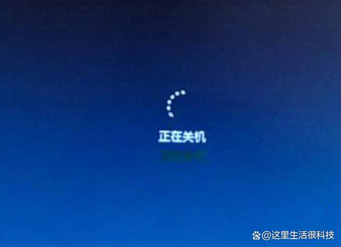为何电脑关机后还噗噗噗响