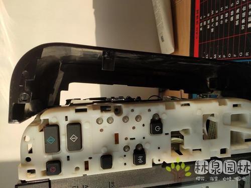 佳能lbp2900搓纸轮拆装截图2