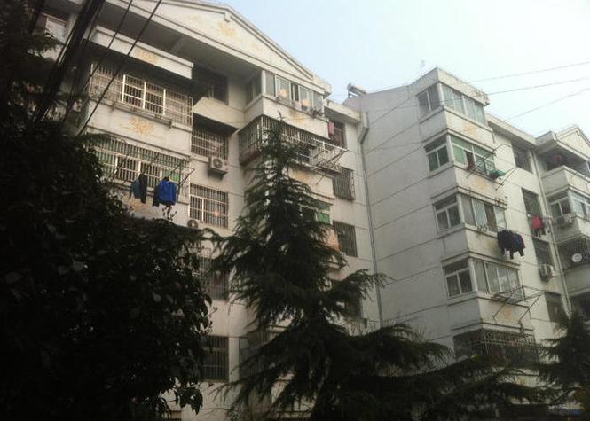 合肥北二环龙王小区城中村