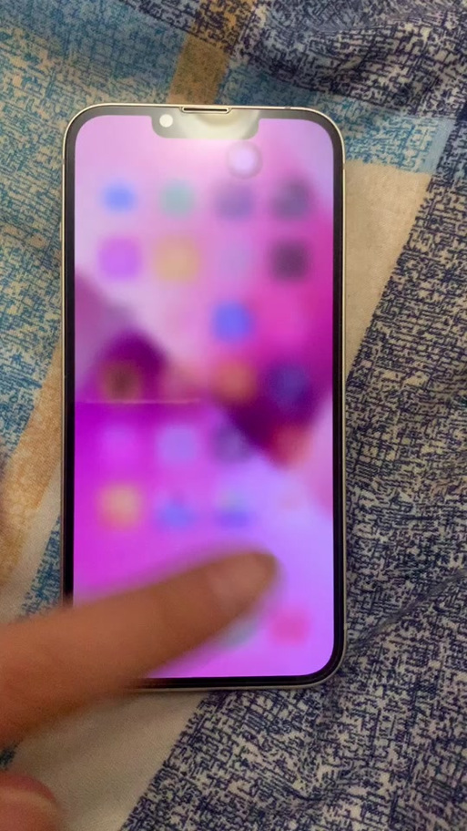 为啥手机屏幕很模糊