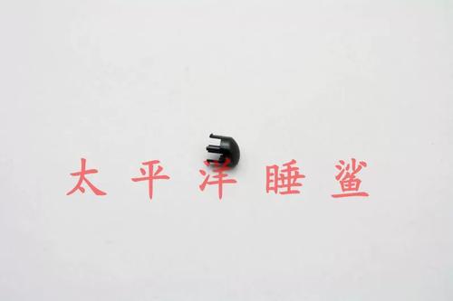 佳能550d闪光灯怎么开