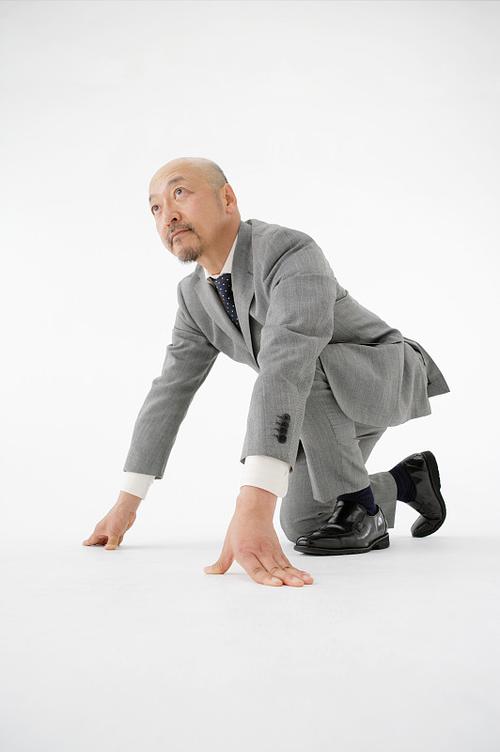 短文蹲下的不只是身子