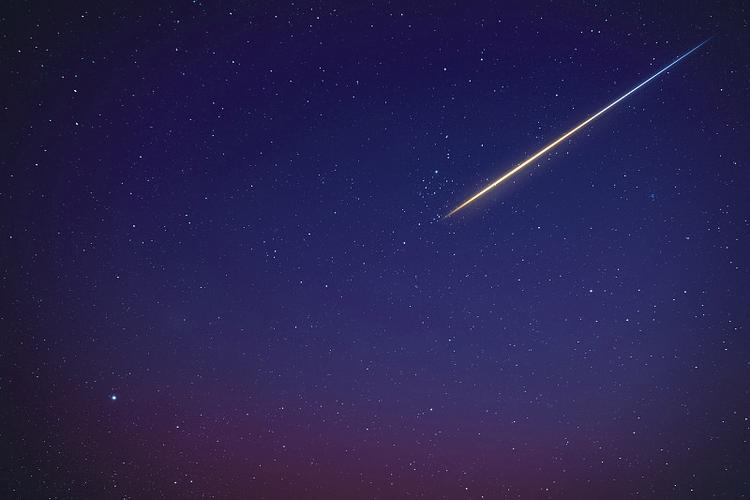 眼睛有流星划过似的截图2