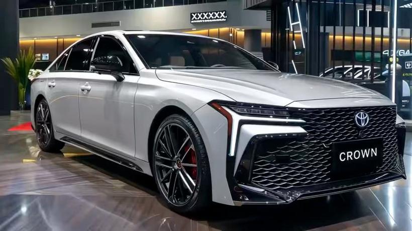 2026款皇冠轿车