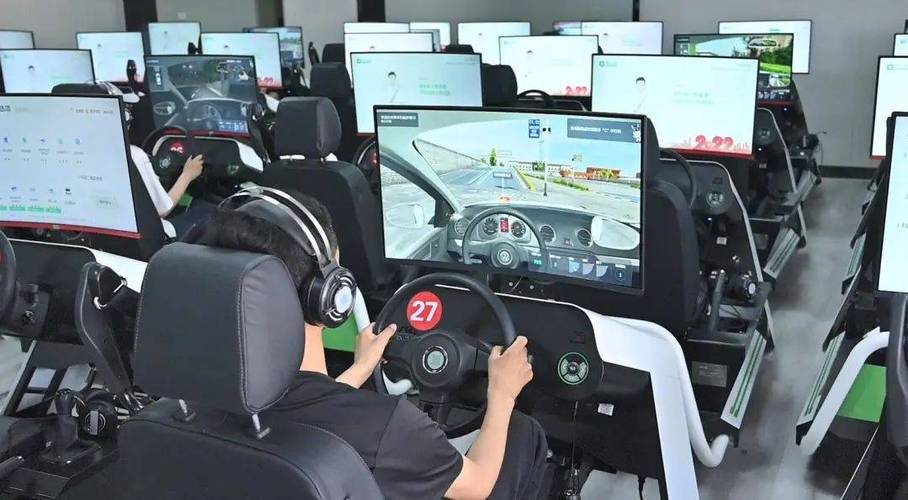 学车模拟游戏截图3