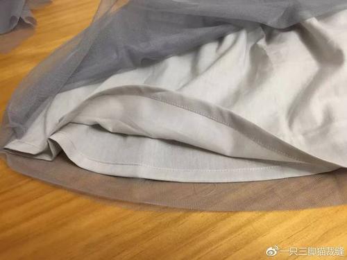 纱裙底边老粘在一起怎么办