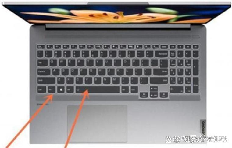 如何让笔记本键盘灯常亮
