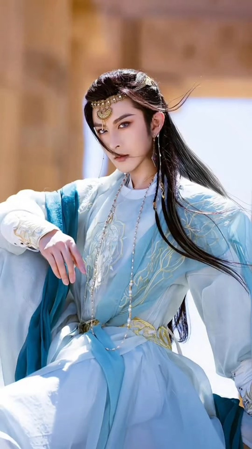小梦老师是谁演的